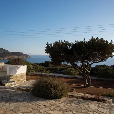 Armira Seaside House *